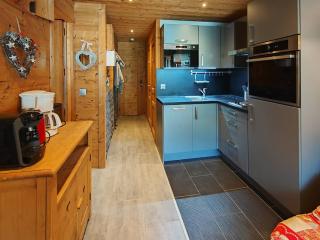 Appartement cosy 4 pers, rénové style montagne, ski aux pieds - FR-1-545-53 - 5