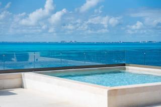 9BR Luxury Beachfront Penthouse w/ Private Pool - Isla Mujeres - 9