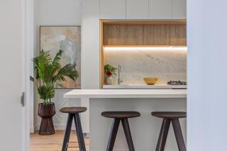 Sleek Stylish CBD, Heated pool, Gym, Sauna, Steam - Melbourne - 9