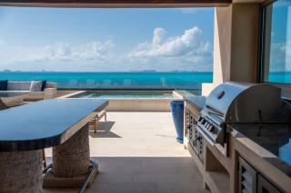 Private Rooftop Honeymoon Suite w/ Private Jacuzzi - Isla Mujeres - 7