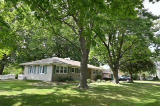 Welcome to your perfect home away from home! - Decatur - 0