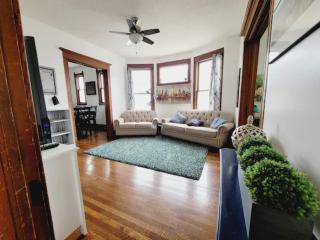 Beautiful Home 7 bd 3000sf for Groups and Families - 3