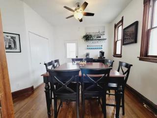 Beautiful Home 7 bd 3000sf for Groups and Families - 2