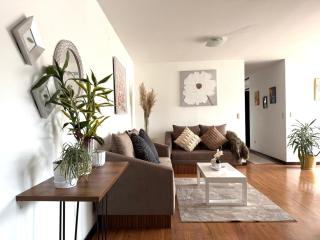 Botanic Apartment- A solo 12 minutos del Centro - Cuenca - 0