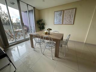 12B ABNB-Style 2BR with Free Parking Nr Station and Westfield - 8