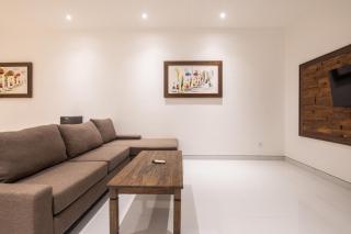 6 Bedrooms Private Pool Villa Cemagi - - 3
