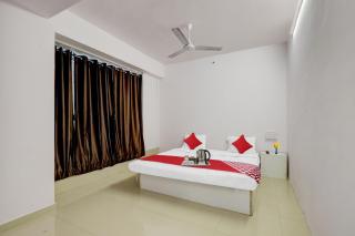 Hotel O Cozy Rooms - Surat - 5