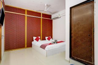 Hotel O Cozy Rooms - Surat - 6