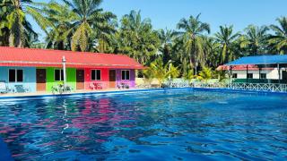 Capital O 91191 Chalet Cd Impiana - 2