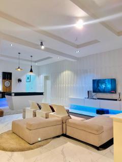 Posh Luxury Apartment - Lekki - 7