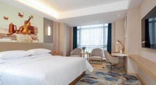 Vienna Hotel Chengdu Xinjin Old Pier Liujianian Metro Station - 7