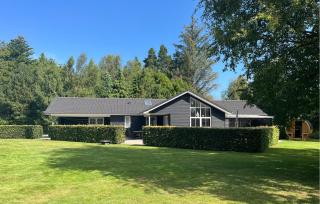 Awesome Home In Hadsund With Kitchen - 1