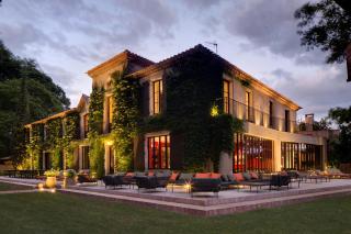 La Jasso Hôtel, Maison de Famille - 0