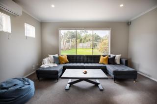 Daintree Family Getaway Huge yard Aircon Heating Sleeps 12 Parks Beaches Table Tennis - Ocean Grove - 6