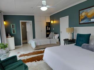 Ocean Blue Suite - Villa Roc Guesthouse - 8