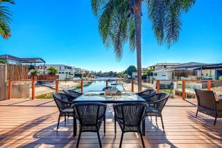Tropical Dreaming Heated Pool STAY 5 PAY 4 - 9