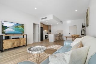 Stylish 1-Bed Apartment with Rooftop Access - 7