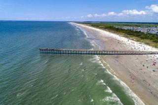 Enjoy Stunning Ocean Views from a Spacious Condo on the 10th Floor HS Resort - 6