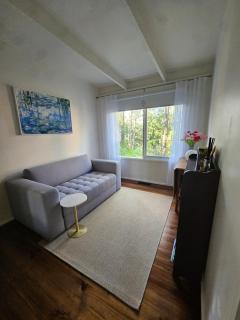Belle Cottage Secluded Stay Near Shops Cafes - Sassafras - 8