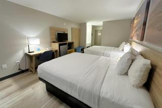 Days Inn by Wyndham Holland - Holland - 5