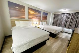 Days Inn by Wyndham Holland - Holland - 1