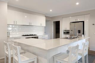 The panorama retreat- sleeps 12, aircon, brand new, great multifamily stay, beach, wineries, golf - Portarlington - 9