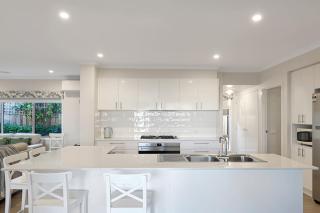 The panorama retreat- sleeps 12, aircon, brand new, great multifamily stay, beach, wineries, golf - Portarlington - 0