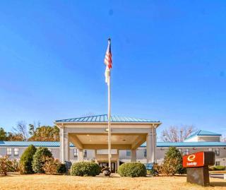 Econo Lodge Raleigh near Walnut Creek Amphitheatre - 1