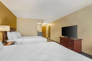 Country Inn & Suites by Radisson, Des Moines West, IA - 4