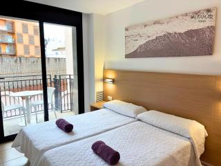 Nagomi Suite - Modern Apartment with Parking & Swimming Pool - Lloret de Mar - 2