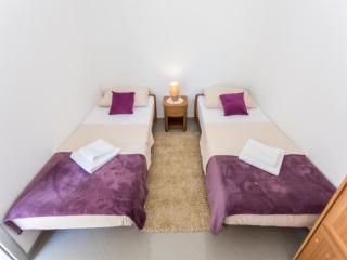 Apartment Moja - Two Bedroom Apartment with Terrace - 4