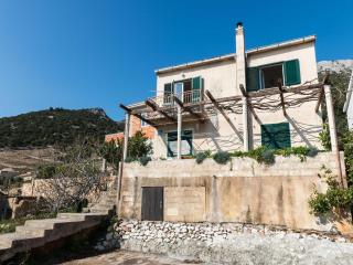 Holiday Home Jasminka - Three Bedroom Holiday Home with Terrace and Sea View - 0