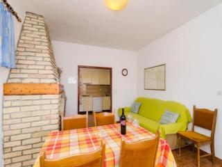 Holiday Home Blue Vineyard- Three Bedroom House with Terrace and Sea View - 8