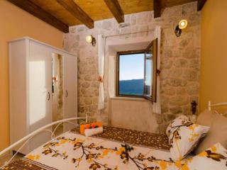 Four-Bedroom villa with pool - 1