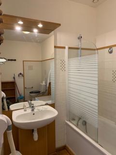 F2 avec piscine et jacuzzi - 6