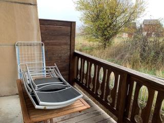 F2 avec piscine et jacuzzi - 3