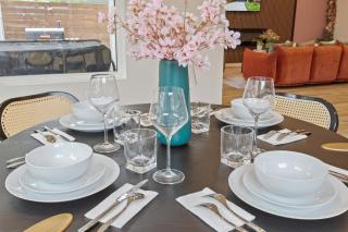 The Floral Home 4BR Downtown Dallas with Hot Tub - 2