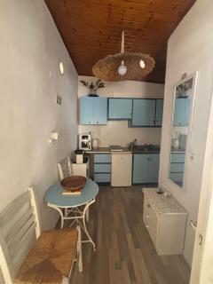 Andimis Town House - 5