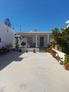 Pagoni Maria - Skyros - 0