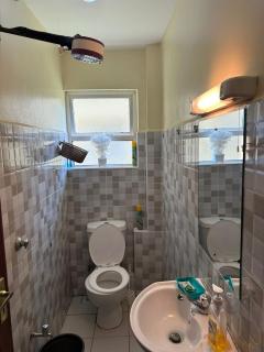 Zerubbabel Apartmerns B002 - 2
