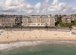 Appartement bien équipé ultra confort - Sur la plage - Parking privé - gardien - 0