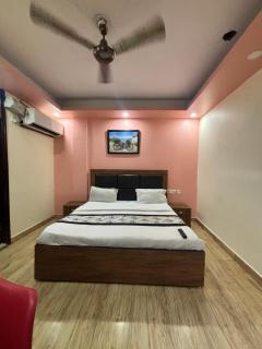 Classic Harmony Inn - 2 Min Walk From Hazrat Nizamuddin - New Delhi - 2