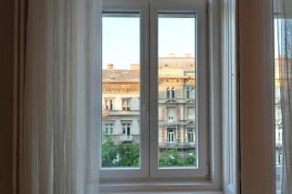 Grand & Artful Budapest Gem By Opera & with Views - 7