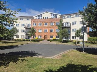 New Double room beside tramline - Citywest - 7