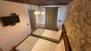 Nostalgia Boutique Hotel - Gjirokastër - 1
