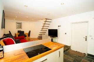 Charming 1 Bed Home Near Temple Meads Station & Cabot Circus Mall - Bristol - 4