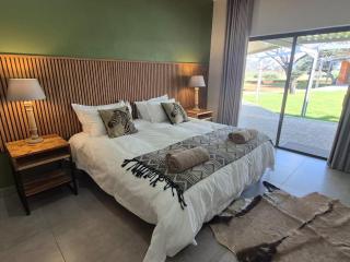 Broadwater River Estate - Douglas - 2