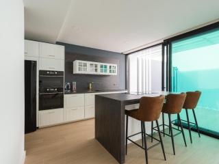 Sunset Beach Chalet - 7