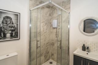 Opera Suite - Royal Tunbridge Wells - 7