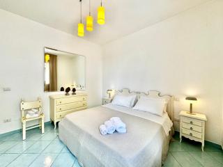 Casa Appia - Authentic Beachfront House with Sea- View Garden in Santa Maria al Bagno - Marea Stays Collection - 8